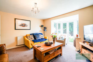 Photo 25- click for photo gallery